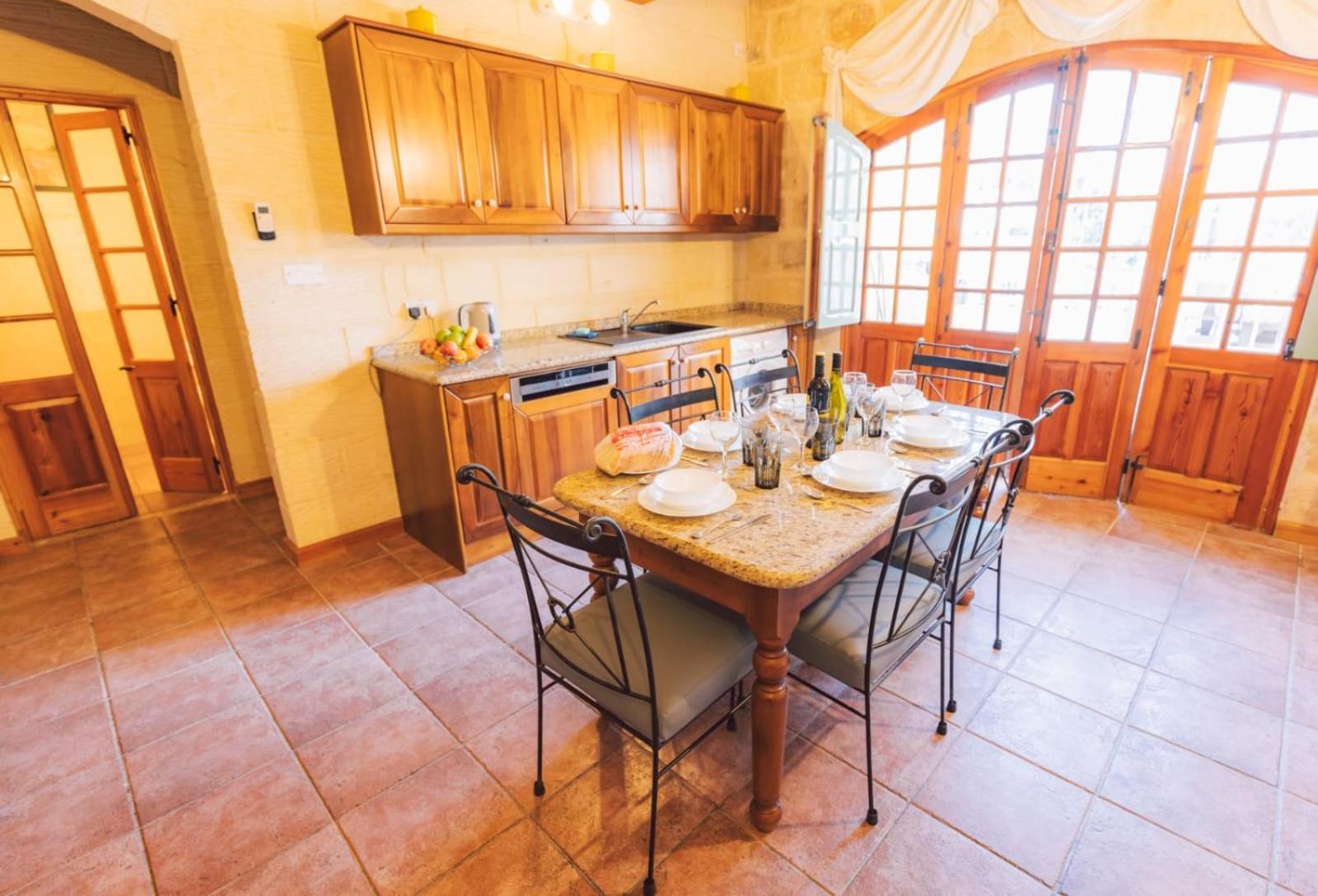 Villa Strawberry Hills